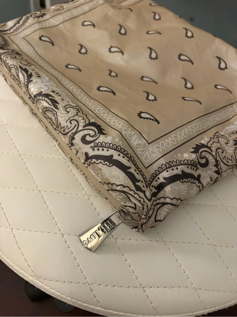 Hi love stylish beige